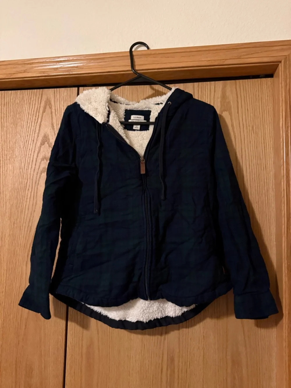 L.L. Bean Cream Sherpa-Lined Hoodie Plaid with Navy and Forest Green